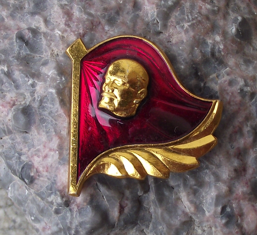 Vintage Lenin Soviet Leader and Communist Political Icon Triangle Flag Pin Badge