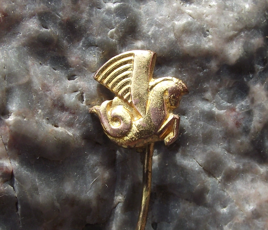 Vintage Golden Air France Winged Sea Horse French Airlines Logo Pin Badge