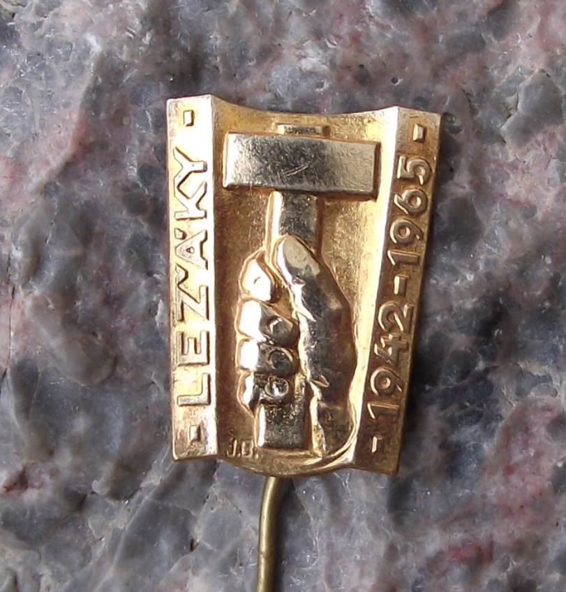 1965 Lezaky World War 2 WW2 Massacre Remembrance Hammer Fist Pin Badge