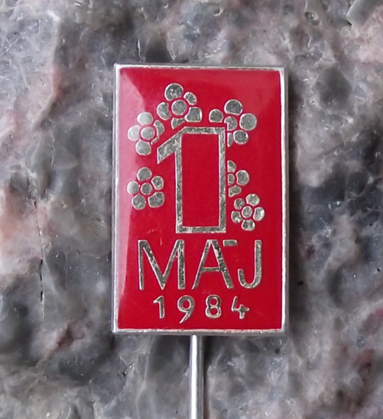 1984 Czechoslovakia May day Mayday 1st May Czech Flag Spring Parade Pin Badge