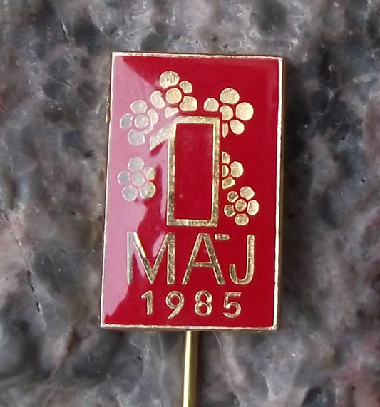 1985 Czechoslovakia May day Mayday 1st May Czech Flag Spring Parade Pin Badge