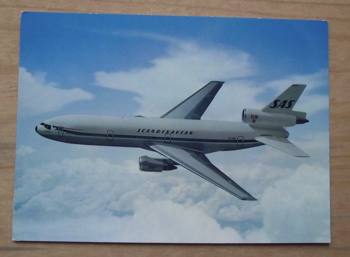 Vintage SAS Scandinavian Douglas DC 10 Airliner Aircraft Postcard