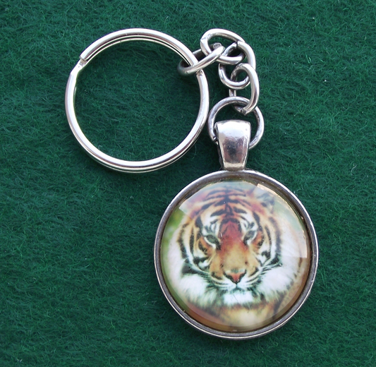 Vintage Tiger Head Big Cat Logo Keychain Keyring