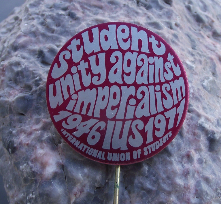 1971 IUS International Students Union 25th Anniversary Pin Badge