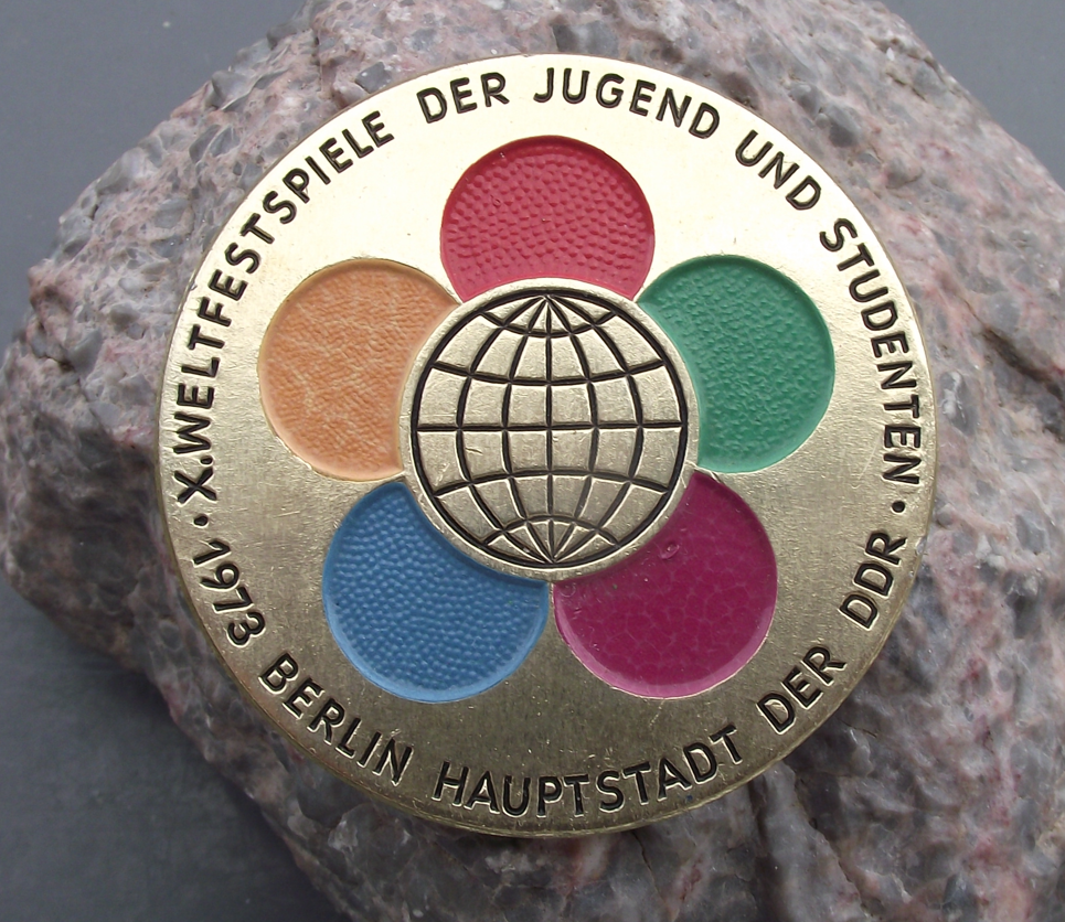 1973 WFDY X 10th World Youth Festival Berlin East Germany Pin Badge