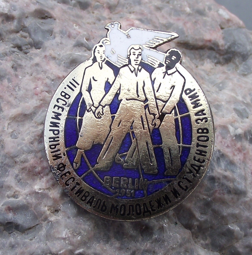 1951 WFDY 3rd III World Youth Festival Berlin East Germany Pin Badge