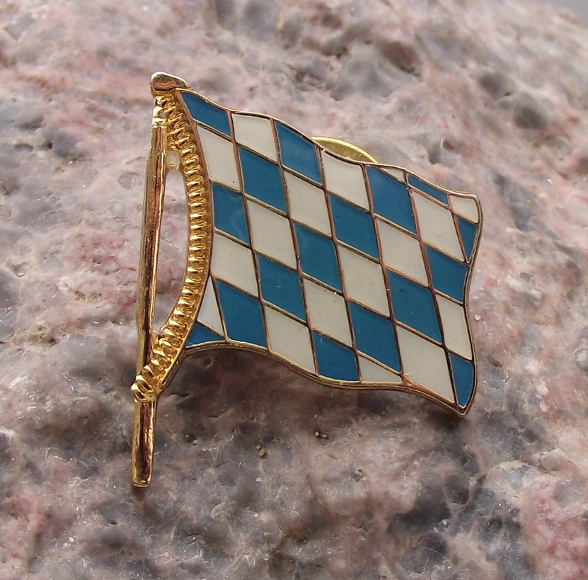 Vintage Germany Bavaria Region Blue White Chequered Hunting Flag Pin Badge