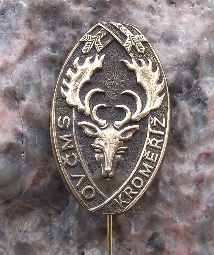 Vintage Czech Hunting Association CMS Kromeriz Deer Stag Hunter Pin Badge