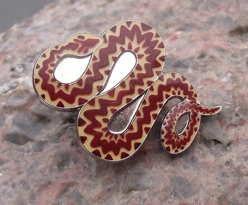 European Viper Adder Snake Diamond Back Pattern Reptile Brooch Pin Badge