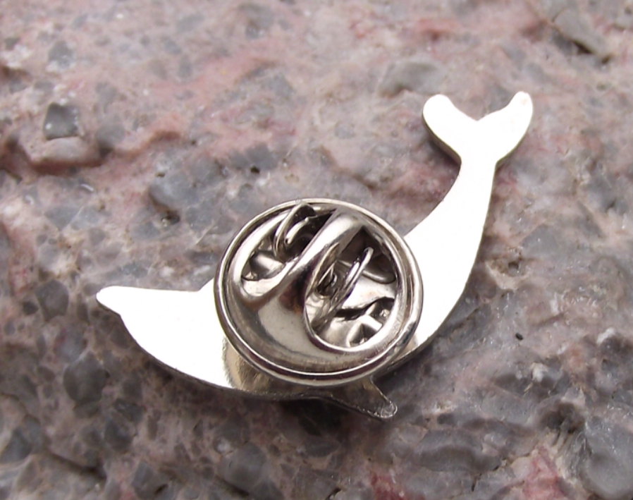 Bottlenose Common Grey Dolphin Ocean Sea Marine Mammal Brooch Pin Badge