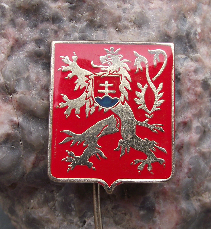 Vintage Czechoslovakia Rampant Lion National Coat of Arms Pin Badge