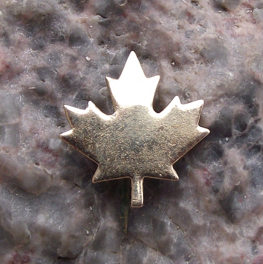 Vintage Golden Canada Maple Leaf Canadian Pin Badge