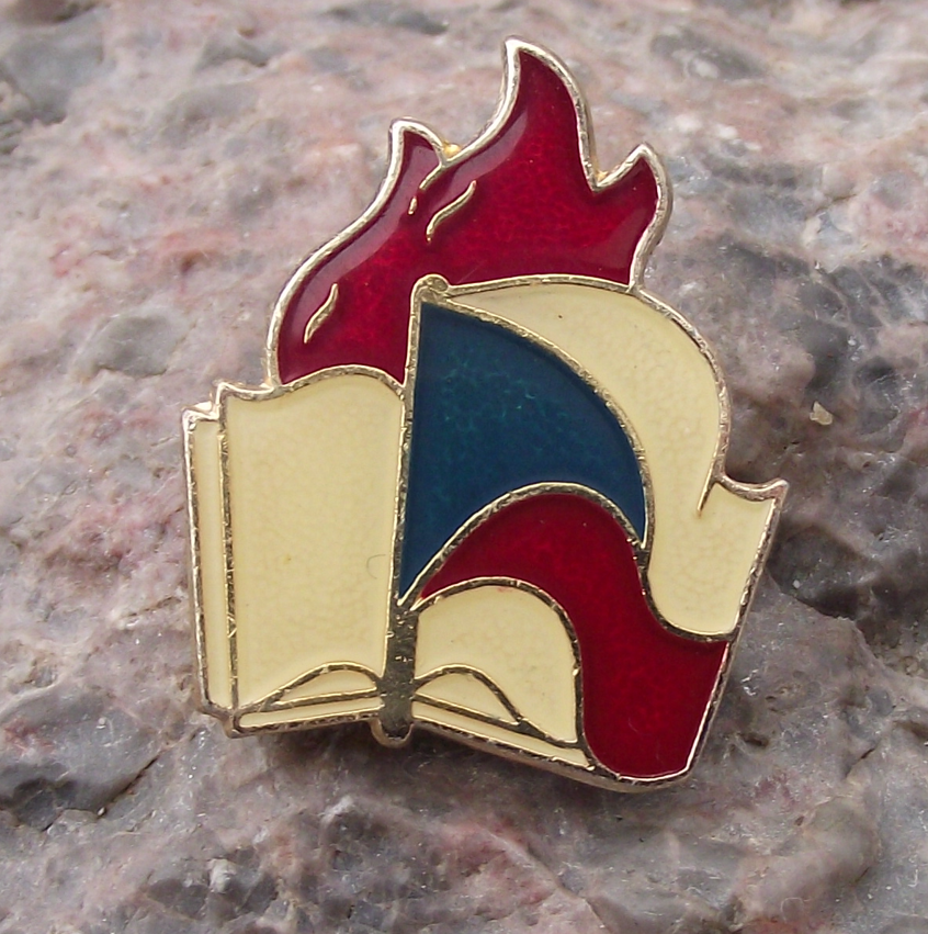 Vintage Czech Pioneer Pionyr Youth Communist Movement Logo Pin Badge