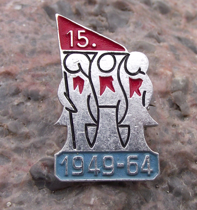 1964 Czech Pioneer Pionyr Youth Communist Movement Anniversary Pin Badge