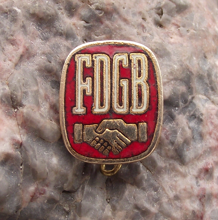 Vintage FDGB Free German Trade Union Handshake Logo Members Pin Badge