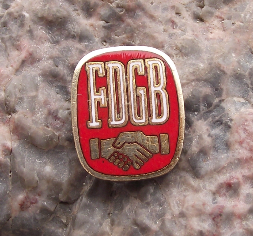 Vintage FDGB Free German Trade Union Handshake Logo Members Pin Badge