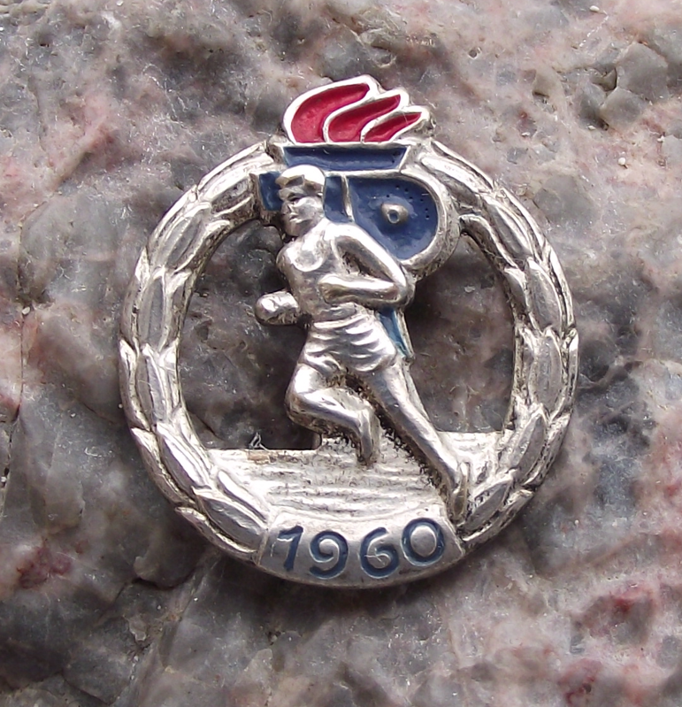 1960 Thalmann Pioneer East Germany Youth Athletics Runner Award Pin Badge