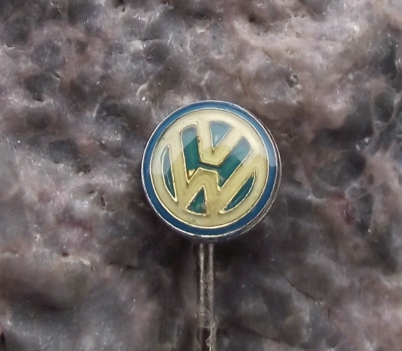 Vintage VW Volkswagen Car Automobile Company Logo Pin Badge