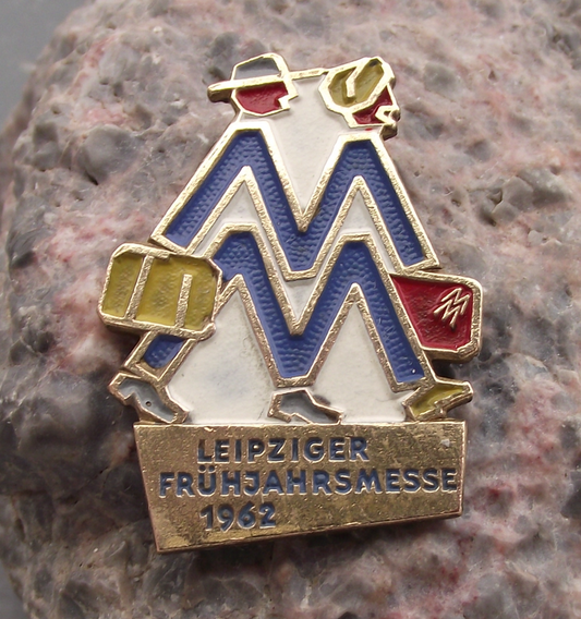 1962 MM Leipzig Messe East German Trade Fair DDR GDR Pin Badge