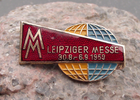 1959 MM Leipzig Messe East German Trade Fair DDR GDR Logo Pin Badge