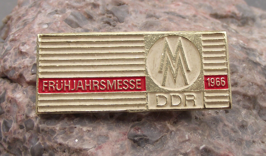 1966 MM Leipzig Messe East German Trade Fair DDR GDR Logo Pin Badge