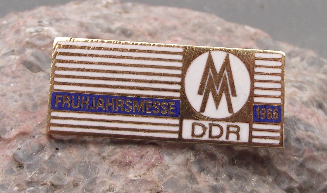 1966 MM Leipzig Messe East German Trade Fair DDR GDR Logo Pin Badge