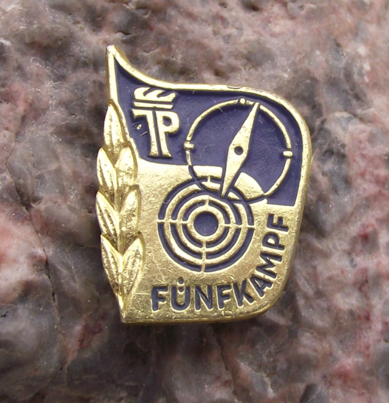 Vintage Thalmann Pioneer DDR Funfkampf Gun Target Pentathlon Pin Badge