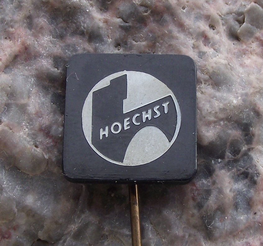 Vintage Hoechst AG German Chemical Engineering Life Sciences Aventis Pin Badge