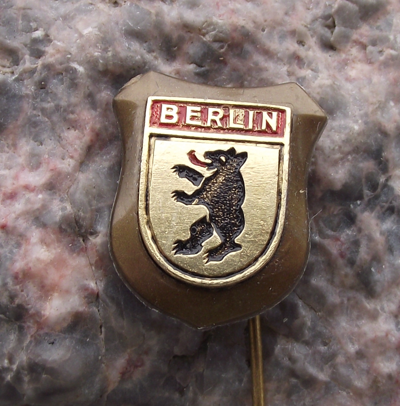 Vintage Berlin Capital City East Germany DDR Bear Motif DDR Shield Pin Badge