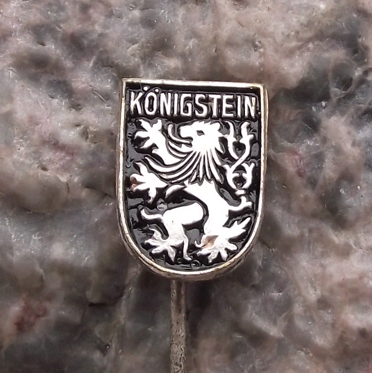 Vintage Konigstein Fortress East German DDR Lion Heraldic Crest Pin Badge