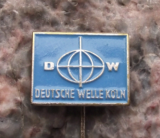 Vintage Deutsche Welle Koln East German DDR GDR Broadcasting Pin Badge