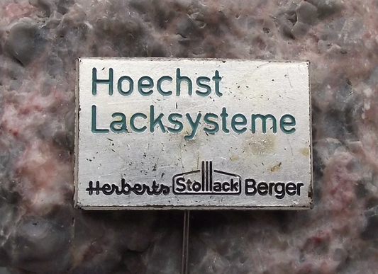 Vintage Hoechst Lacksysteme German Chemical Paints Pin Badge