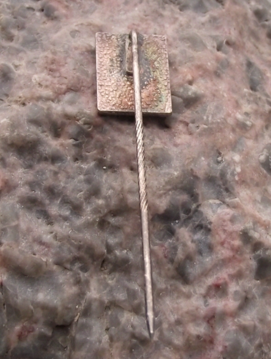 Vintage Varta German Battery Storage Engineering Company Pin Badge - Badgecrazy