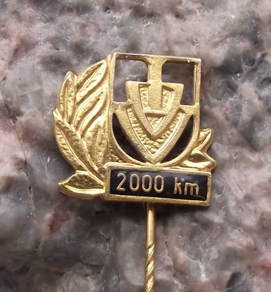 Vintage 2000 km IVV Internationaler Volkssportverband Walking Award Pin Badge