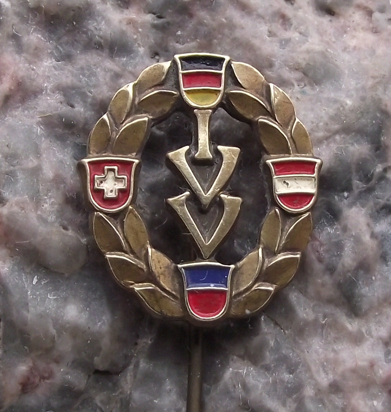 Vintage IVV Internationaler Volkssportverband Walking Membership Pin Badge