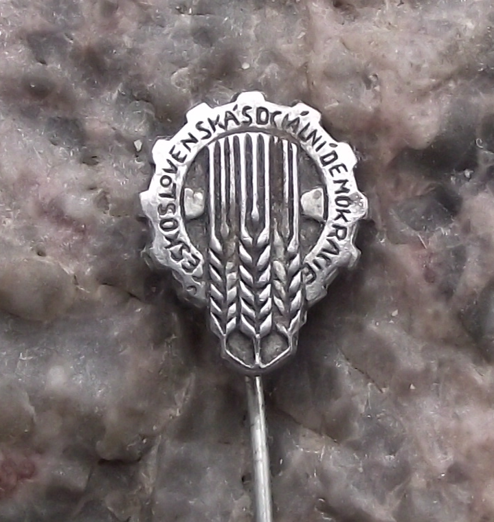 Vintage Czechoslovakia Social Democratic Party Wheat Small Logo Pin Badge