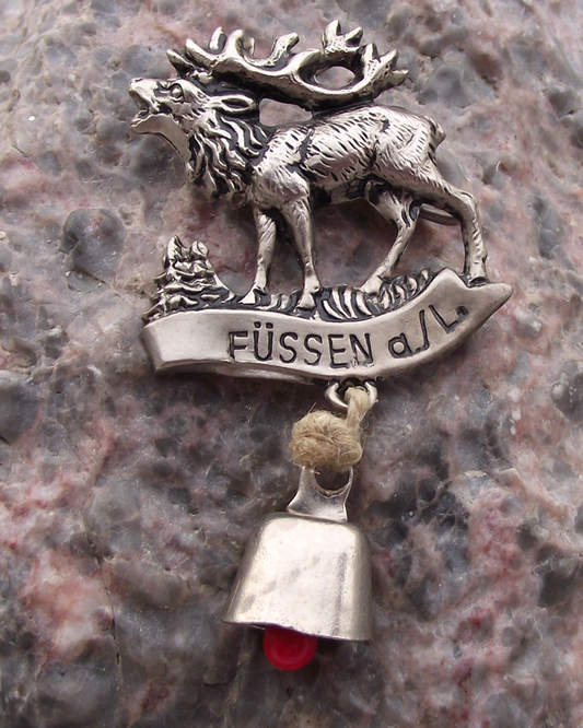 Vintage Fussen am Lech Roaring Stag Deer and Bell Hunting Hunters Pin Badge