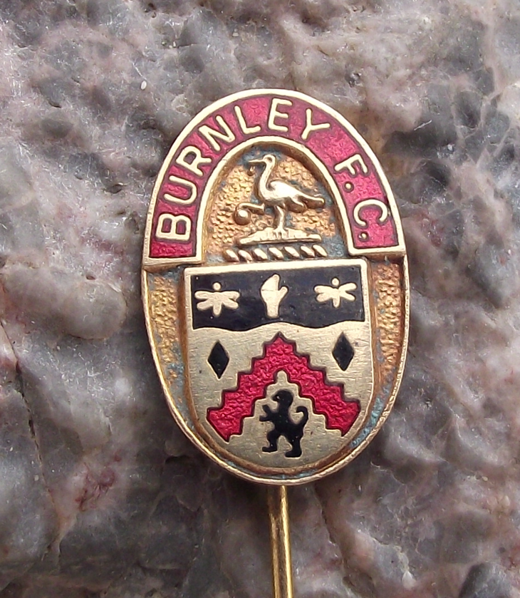 Vintage Burnley FC Football Soccer Team Club Motif Logo Pin Badge