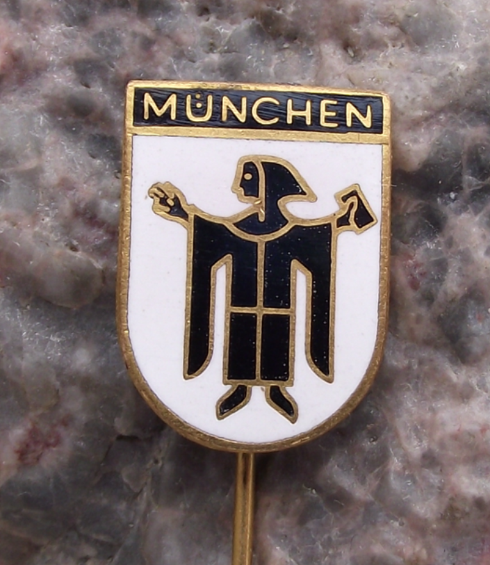 Vintage Germany Munchen Munich Region Coat of Arms Pin Badge