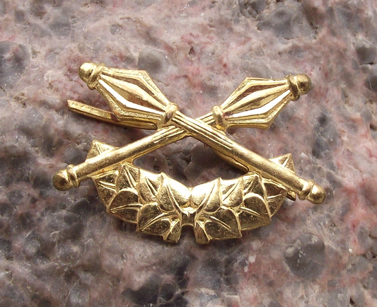 Czechoslovakia Army CSLA Rank General Crossed Maces Leaves Shoulder Badge