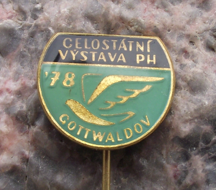 1978 Czechoslovakia Homing Pigeon Breeders Show Gottwaldov Pin Badge