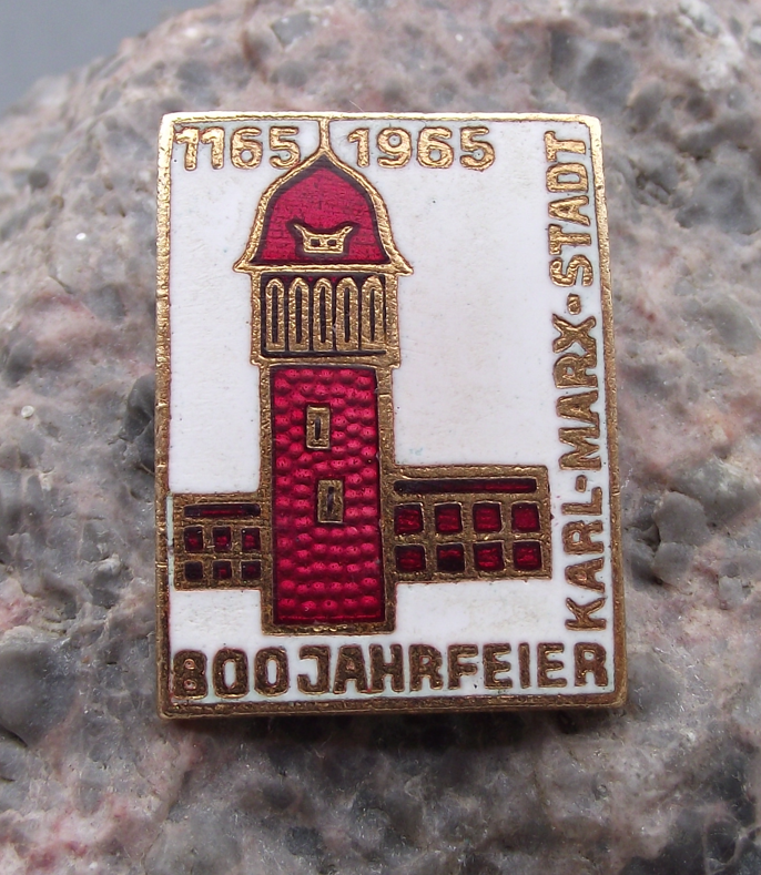 1965 Karl Marx Stadt East Germany DDR Der Rote Turm Chemnitz Pin Badge