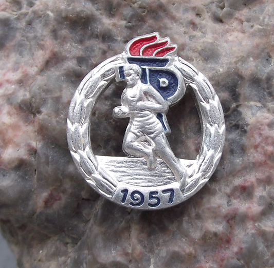 1957 Thalmann Pioneer East Germany Youth Athletics Runner Award Pin Badge