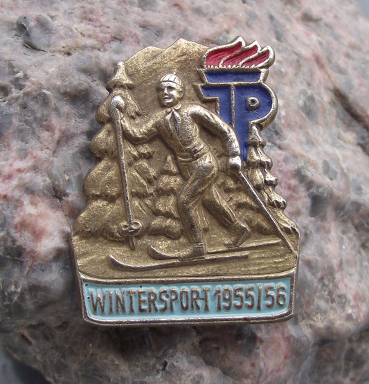 1955 Thalmann Pioneer Organisation Youth Wintersport Skiing Award Pin Badge