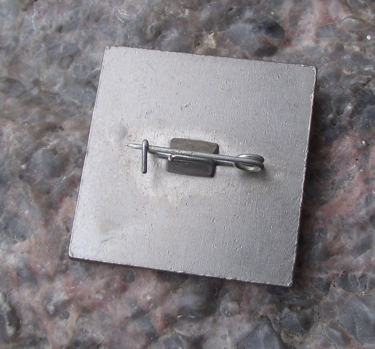 Vintage Cuba Habana Havana Hotel Capri Mirror Pin Badge