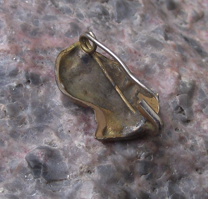 Vintage Image of Fidel Castro Cuban President Military Uniform Pin Badge