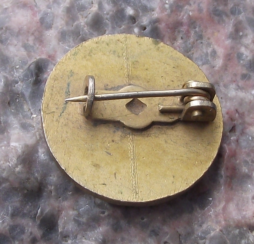 Vintage Cuban Cuba Cycling Federation Association Bicycle Wheel Pin Badge