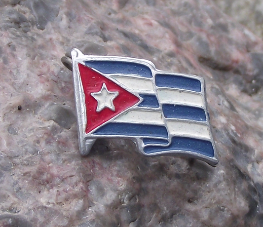 Vintage Cuba National Flag Waving in the Wind Cuban Revolution Pin Badge