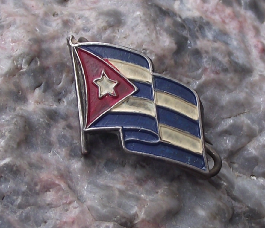 Vintage Cuba Waving National Flag Bandera Nacional de Cuba Cuban Pin Badge
