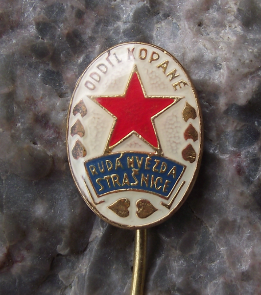 Vintage Ruda Hvezda Strasnice Red Star Football Soccer Club Pin Badge